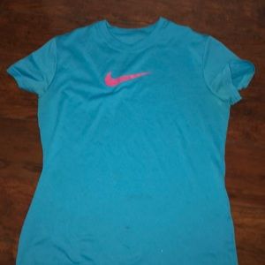 Nike athletic tee